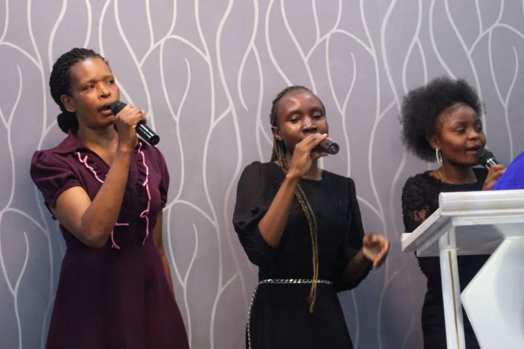 JPGM worship team singing